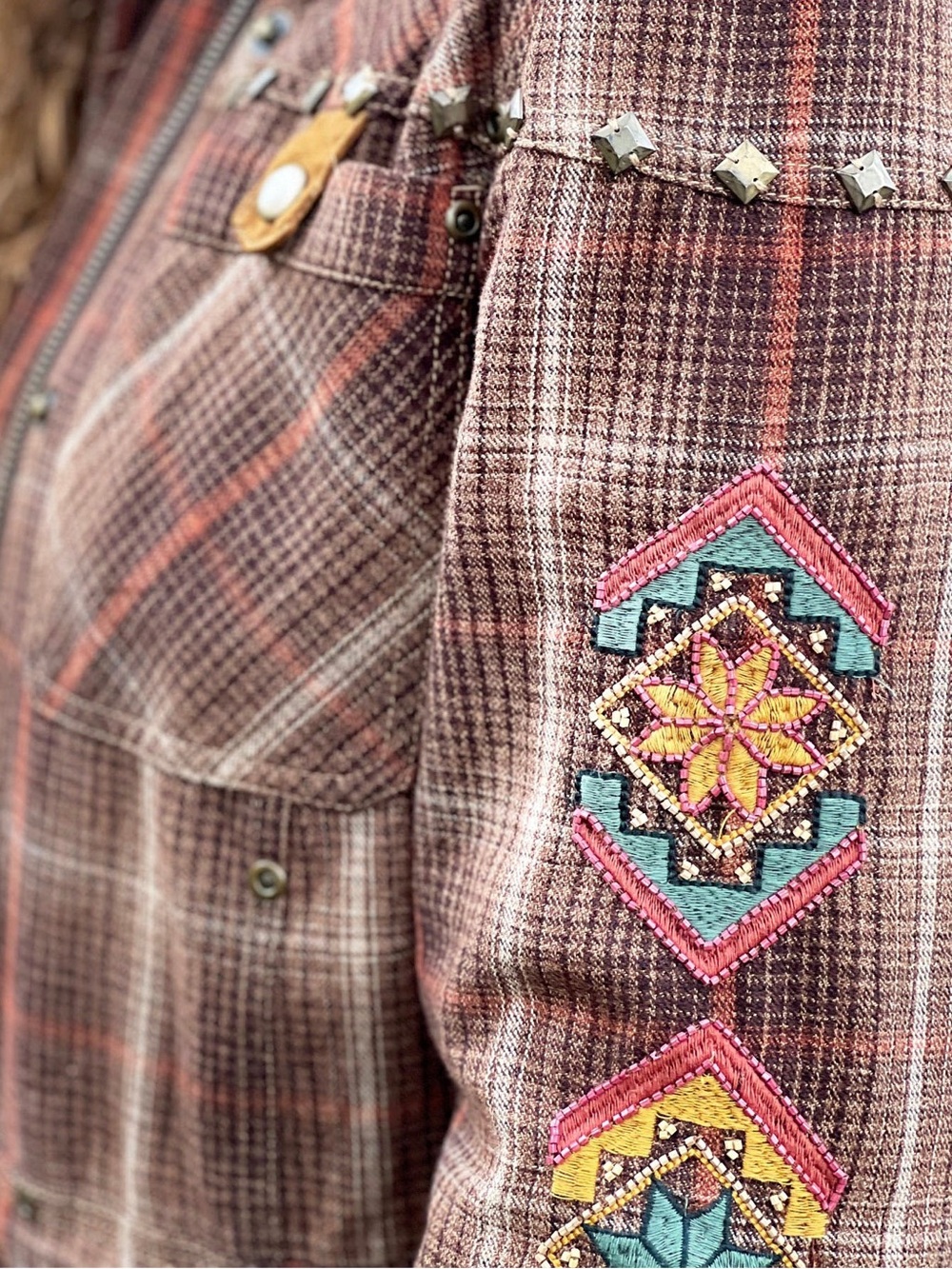 Double D Ranch Wapiti Valley field Jacket beaded embroidered deer RTL $495 S new - Picture 3 of 11
